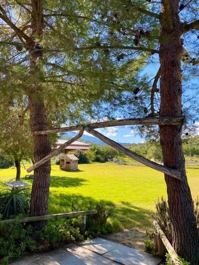 Agriturismo Su Niu Uta Eksteriør bilde